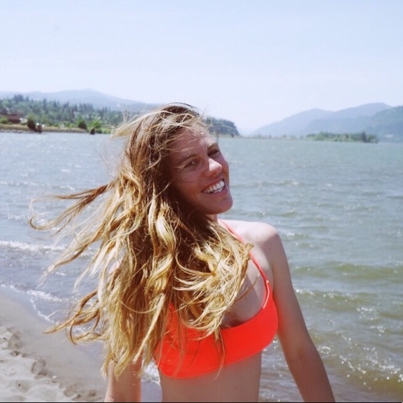 Meet your Posher, Isabelle - Picture 5 of 8